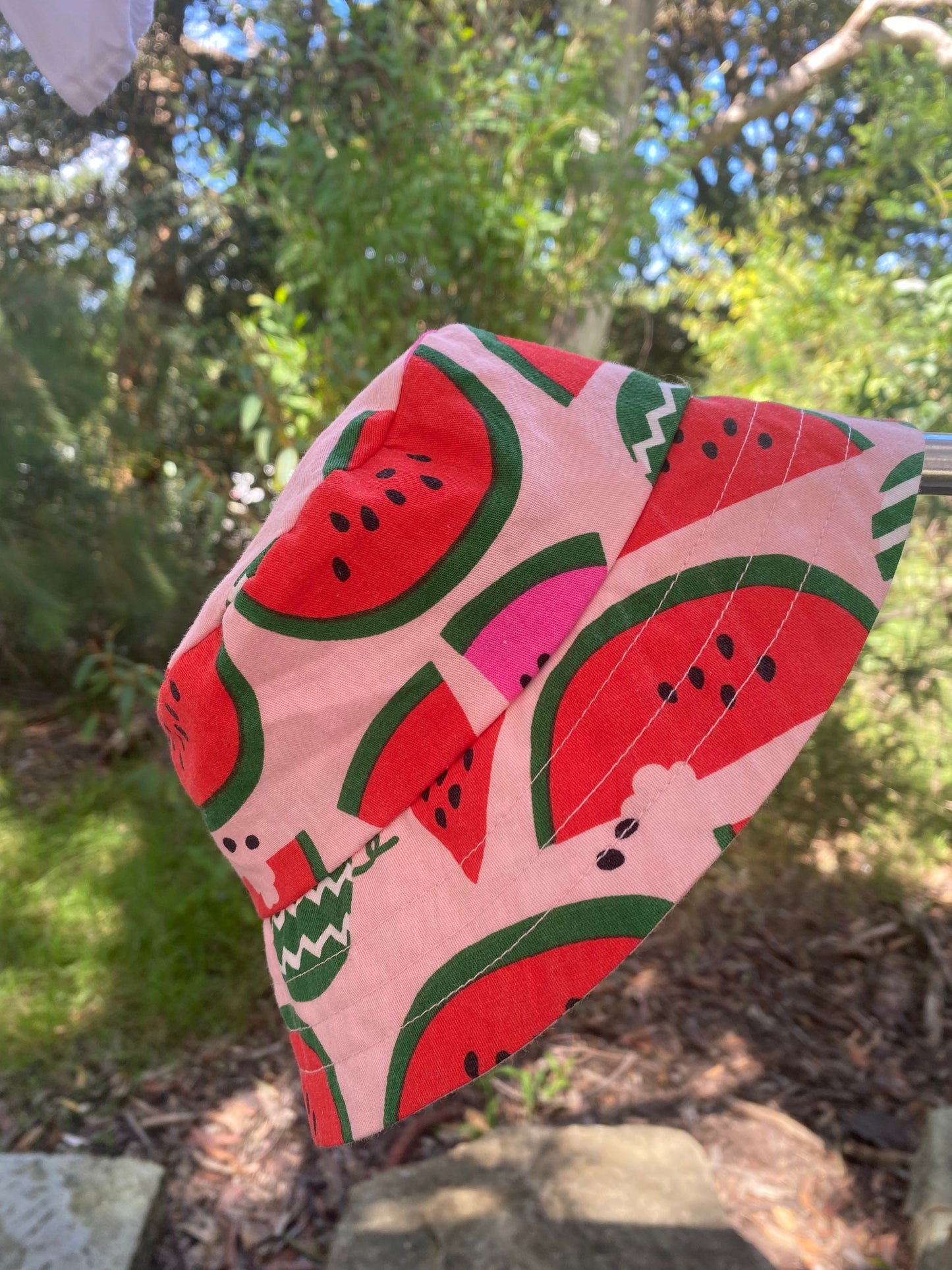 Bucket hat pink watermelon