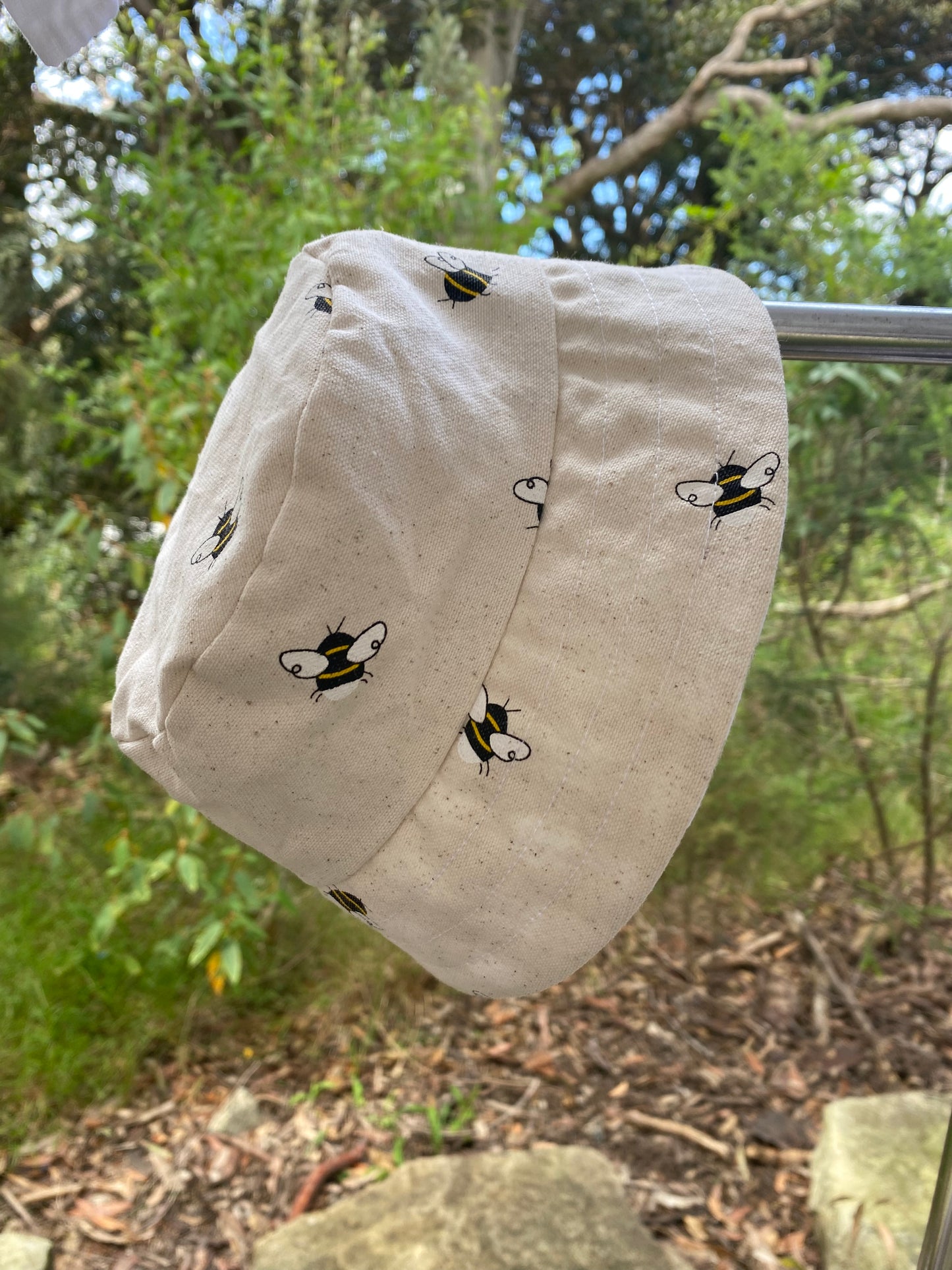 Pants cream bee