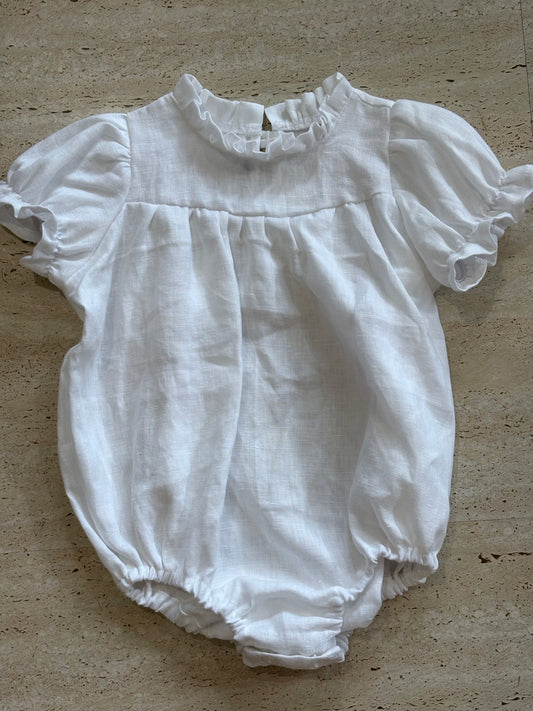Romper frill neck white linen