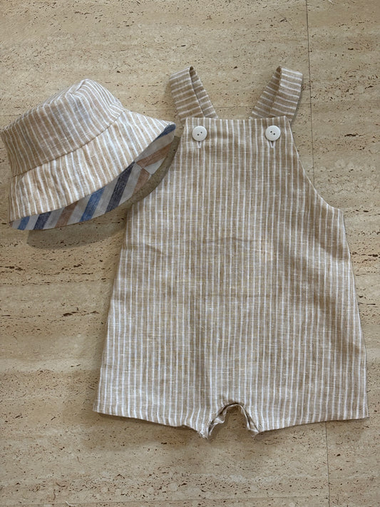 Short romper camel stripe and bucket hat