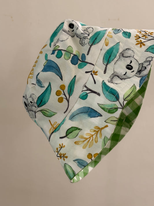 Bucket hat white koala